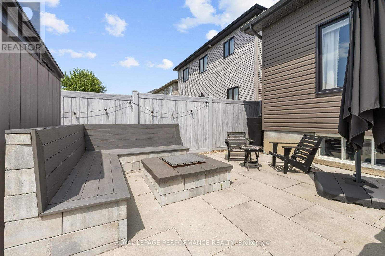 441 Bruges Street Property Photo 41