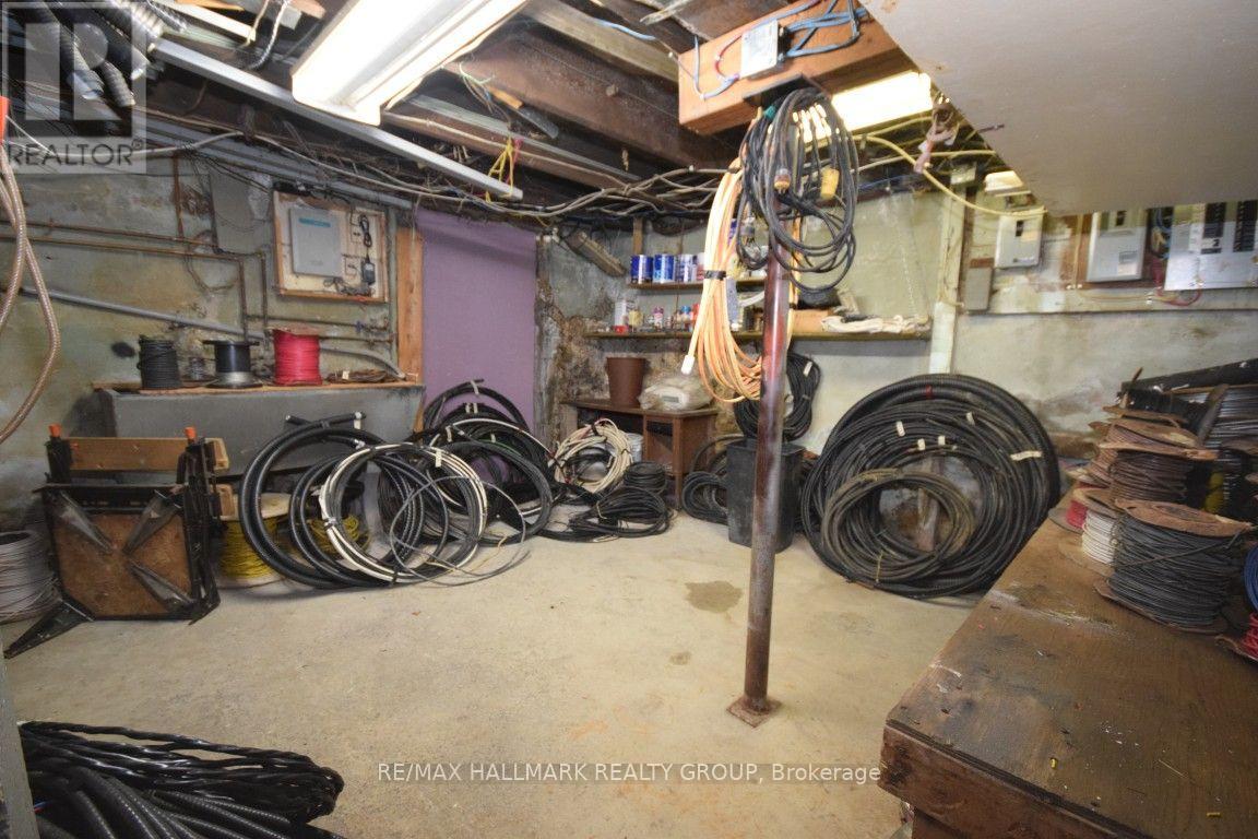 567 Gladstone Avenue Property Photo 7