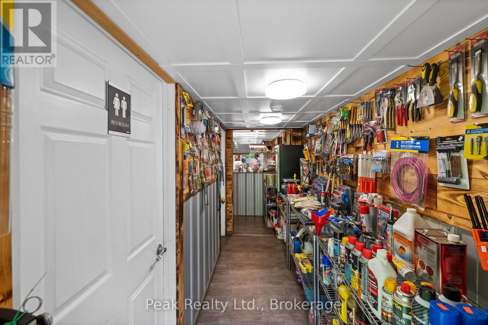 22353 Highway 41 Property Photo 16