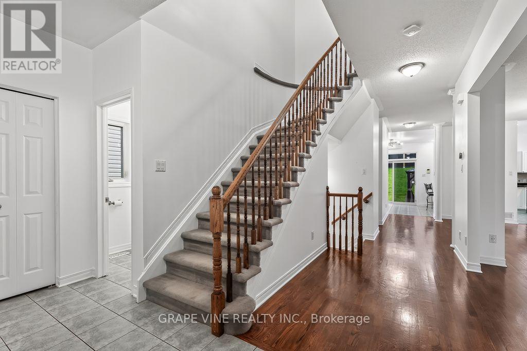 105 Rowallen Place Property Photo 6