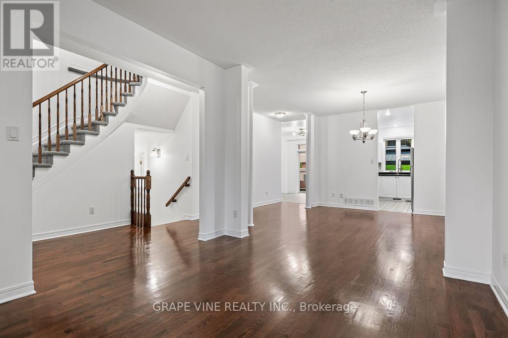 105 Rowallen Place Property Photo 7
