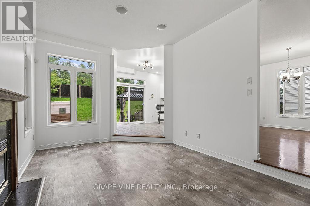 105 Rowallen Place Property Photo 17