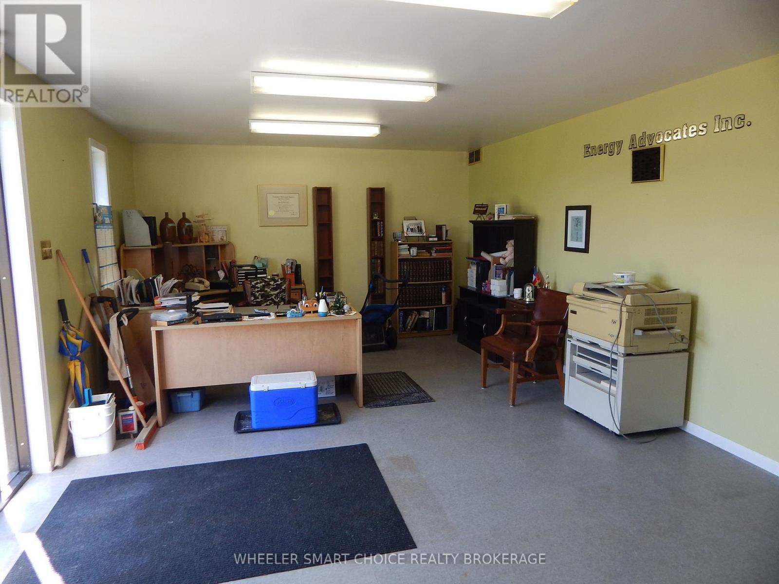 5190 Brunet Road Property Photo 9