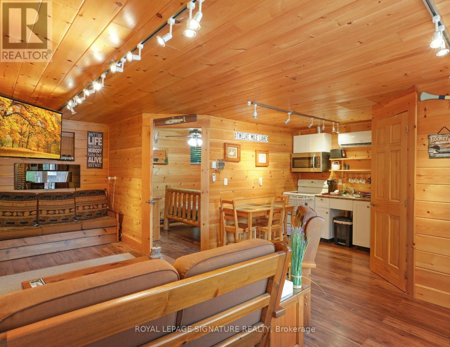 1064 Omagaki Road N Property Photo 13