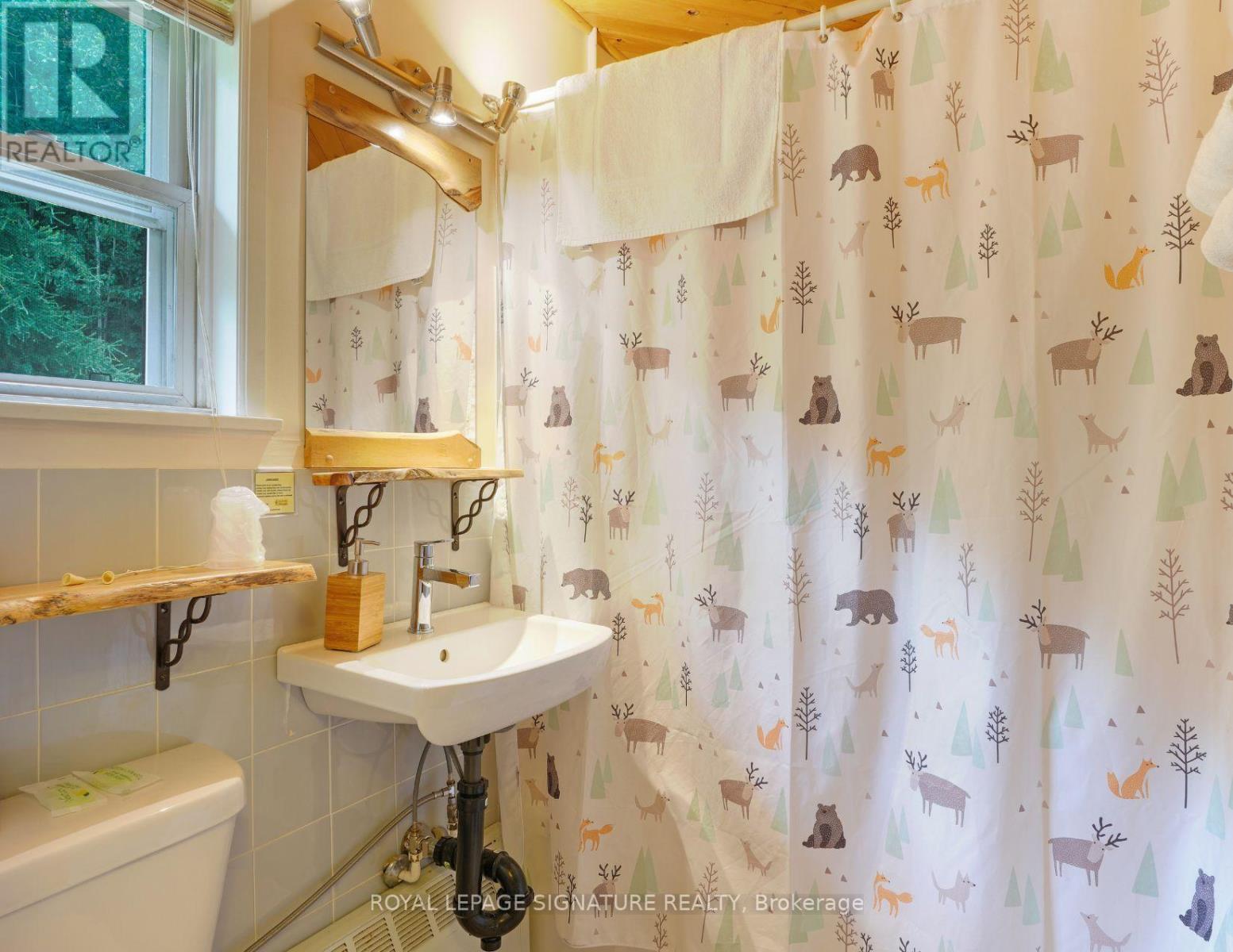 1064 Omagaki Road N Property Photo 27