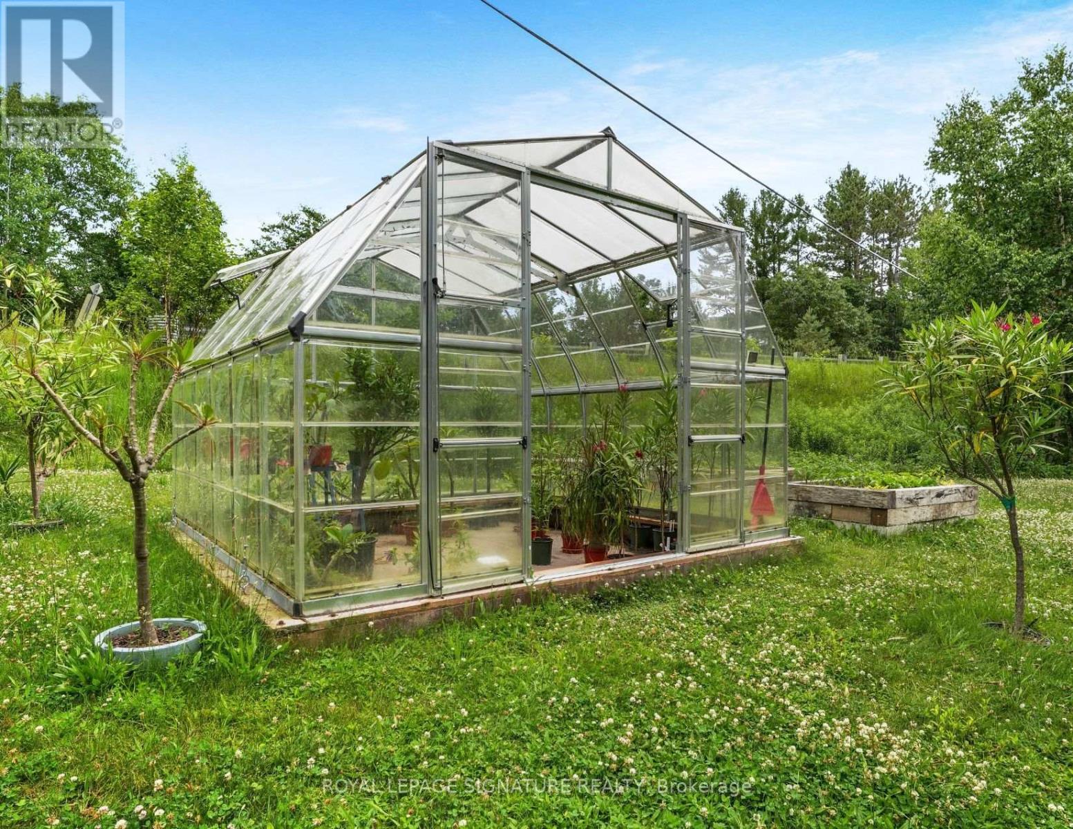1064 Omagaki Road N Property Photo 37