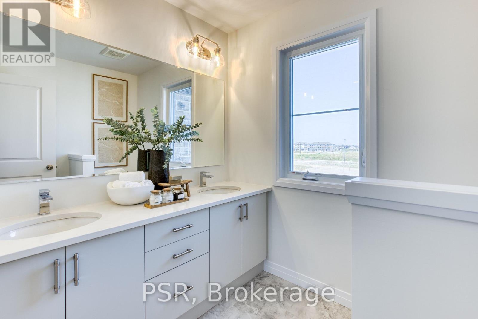 93 Rivergreen Crescent Property Photo 20