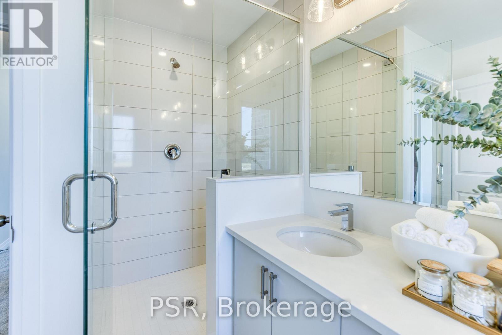 93 Rivergreen Crescent Property Photo 21