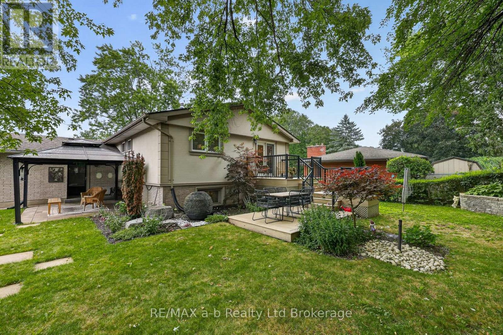 11 Princess Park Road Property Photo 8