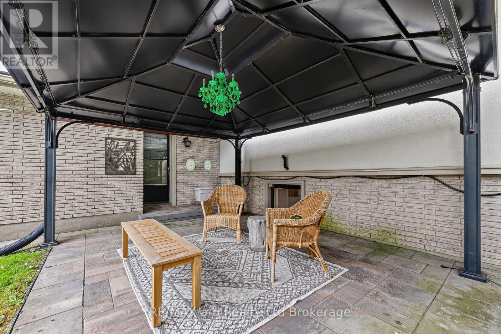 11 Princess Park Road Property Photo 15