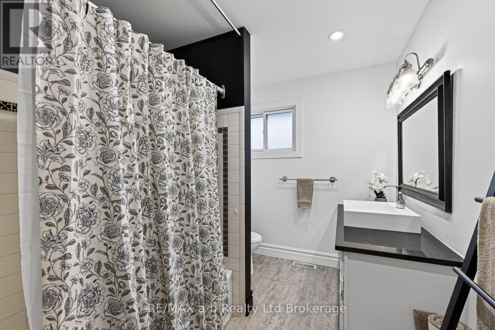 11 Princess Park Road Property Photo 29