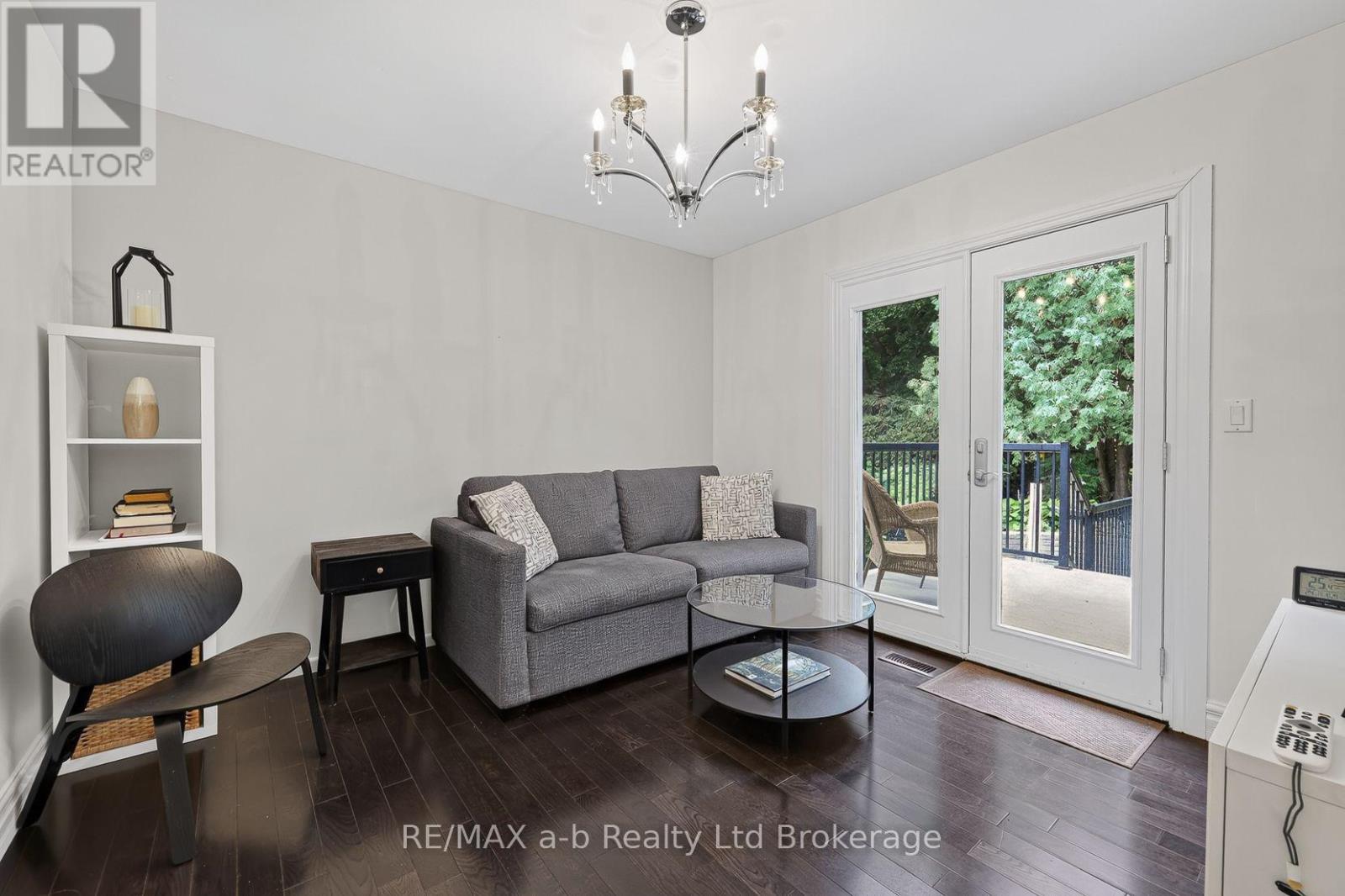 11 Princess Park Road Property Photo 35
