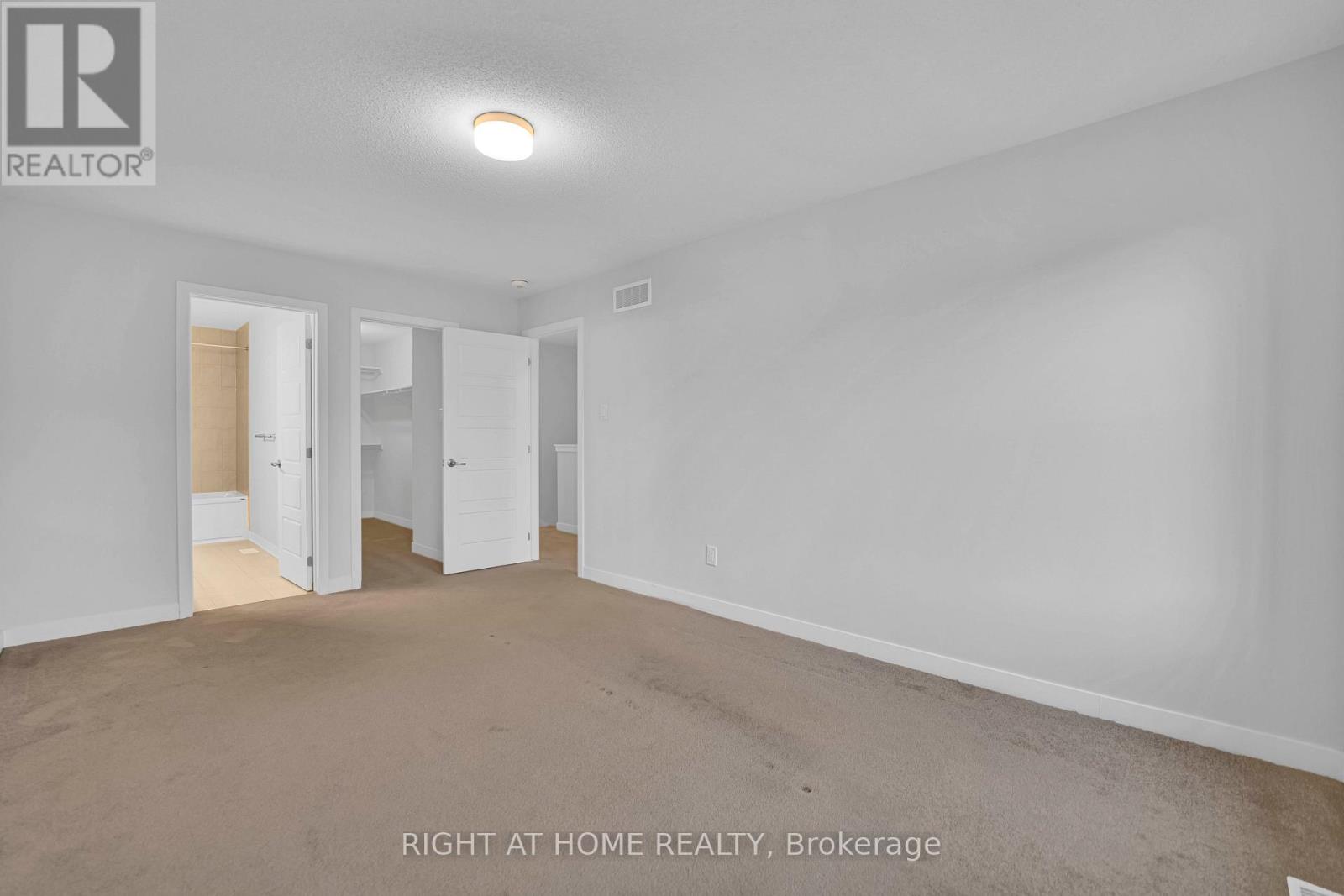 57 Placette Stitch Mews Property Photo 2