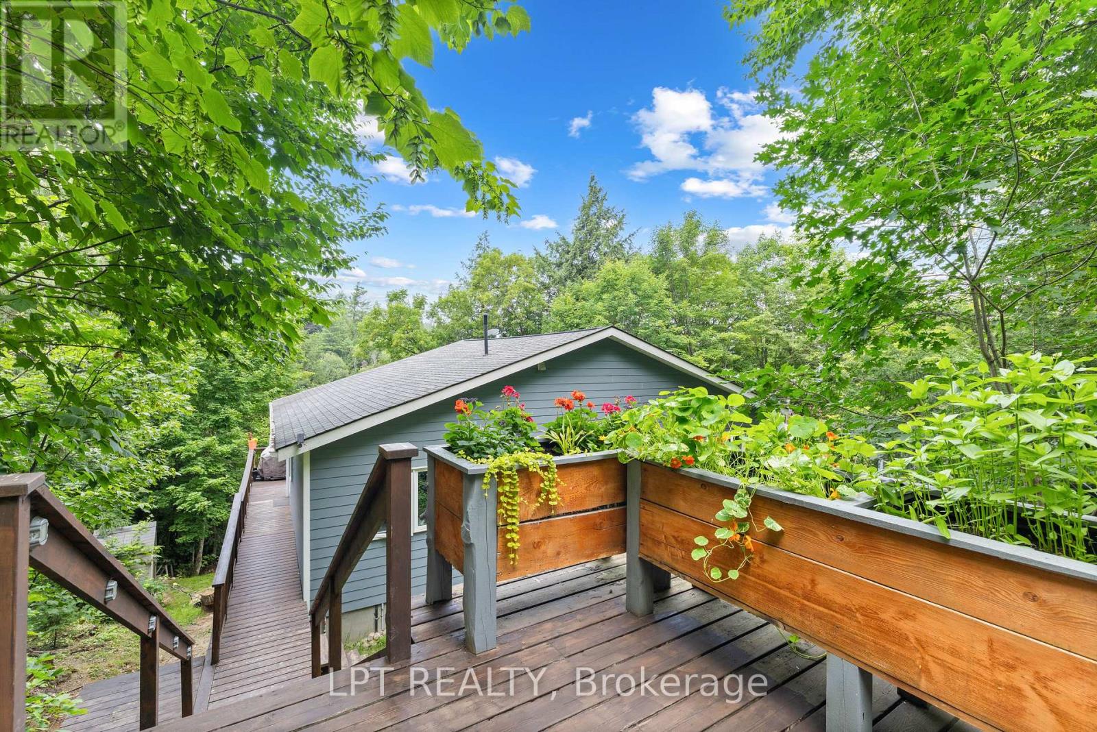 500a Hazard Hill Road Property Photo 8