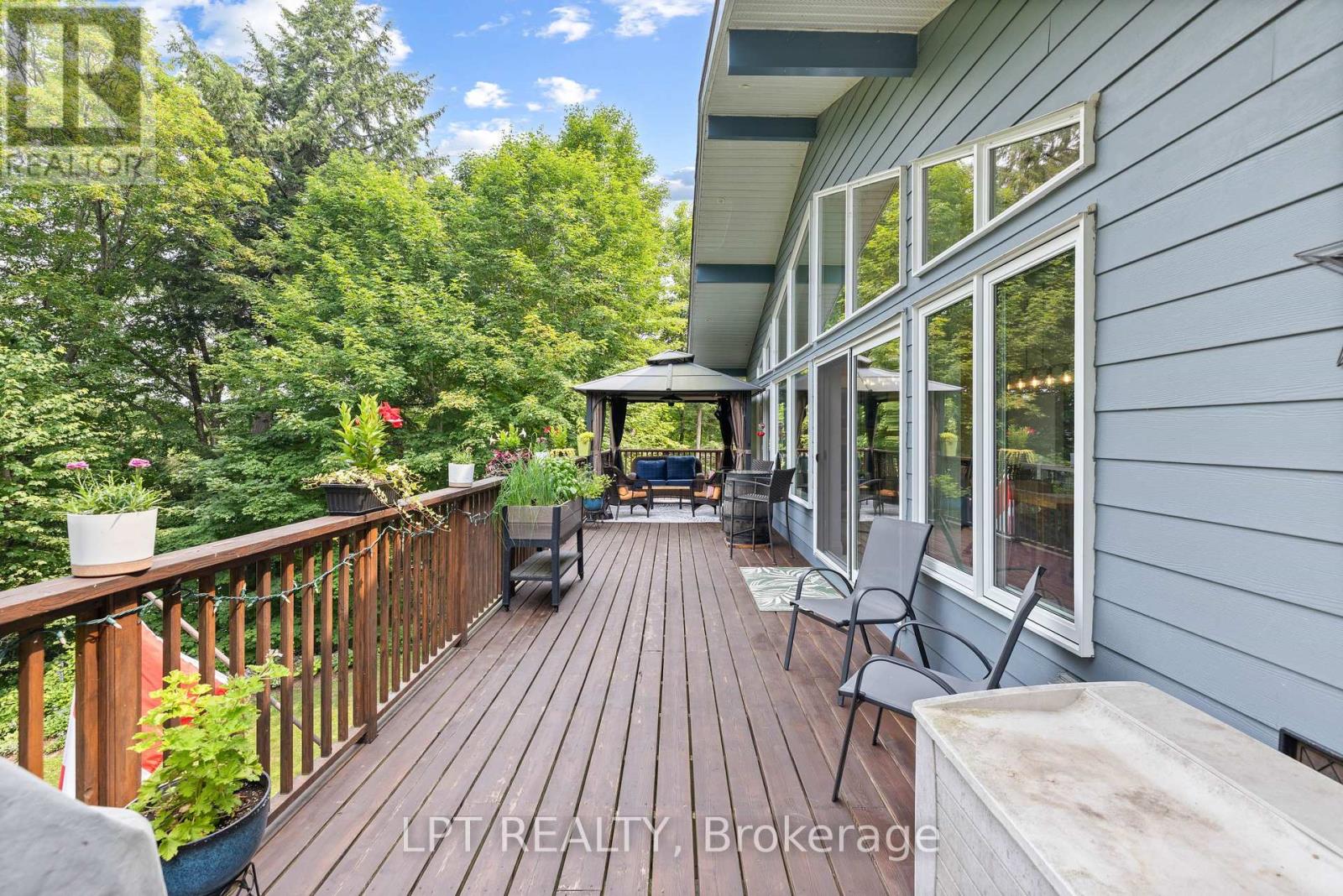 500a Hazard Hill Road Property Photo 9