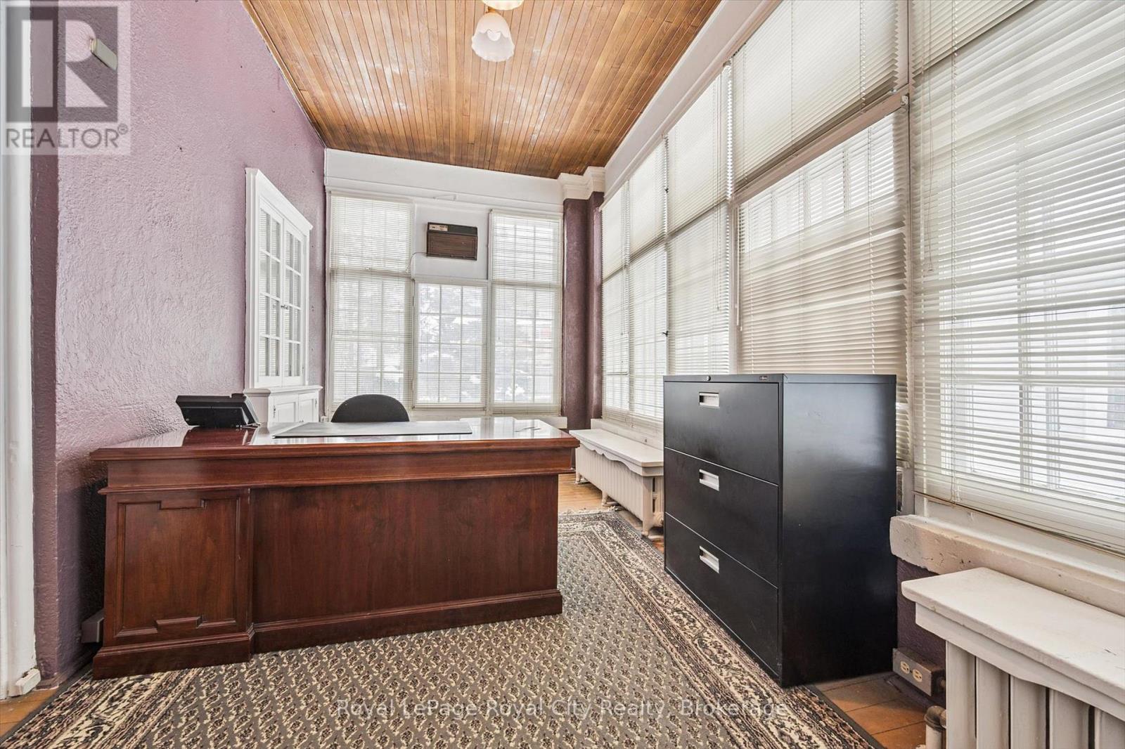 143 Norfolk Street Property Photo 13
