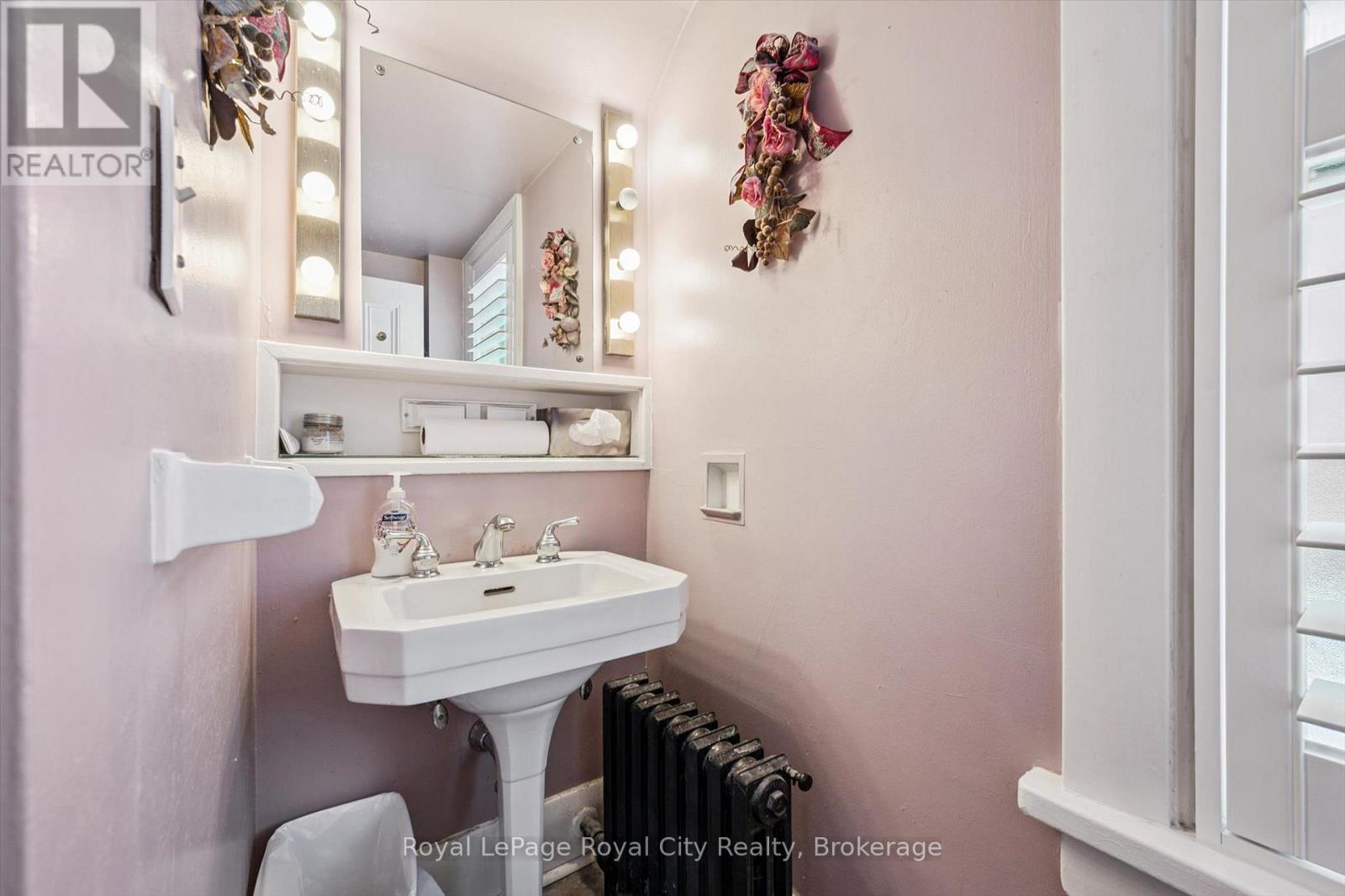 143 Norfolk Street Property Photo 17
