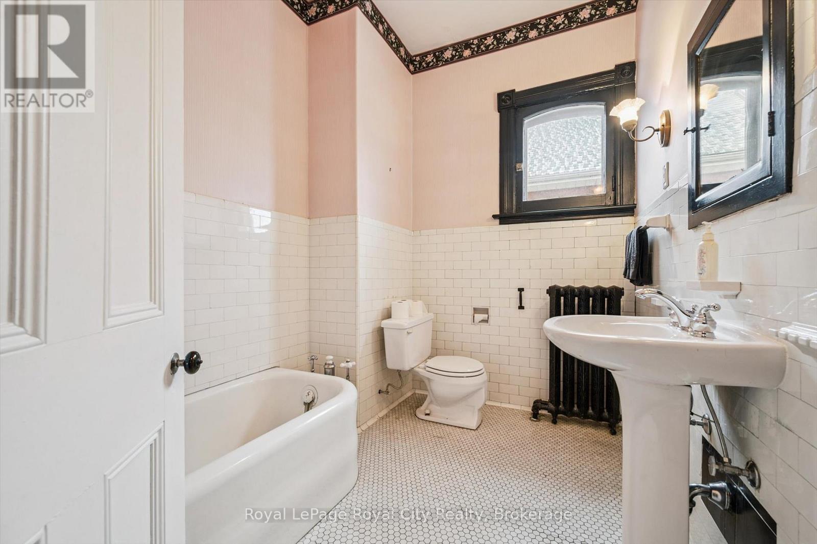 143 Norfolk Street Property Photo 26