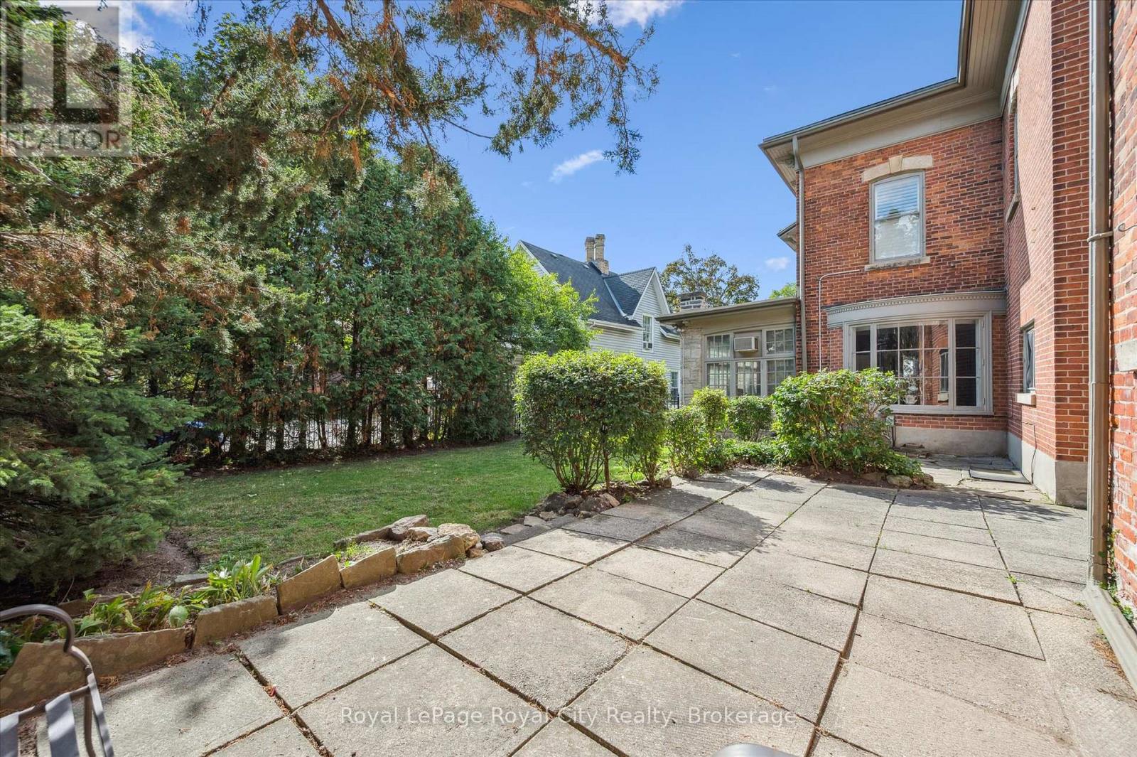 143 Norfolk Street Property Photo 40