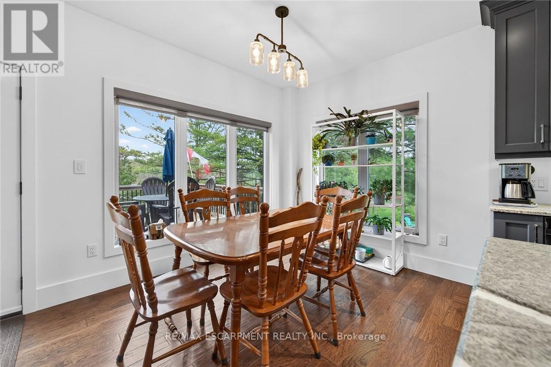 1300 River Road Property Photo 16