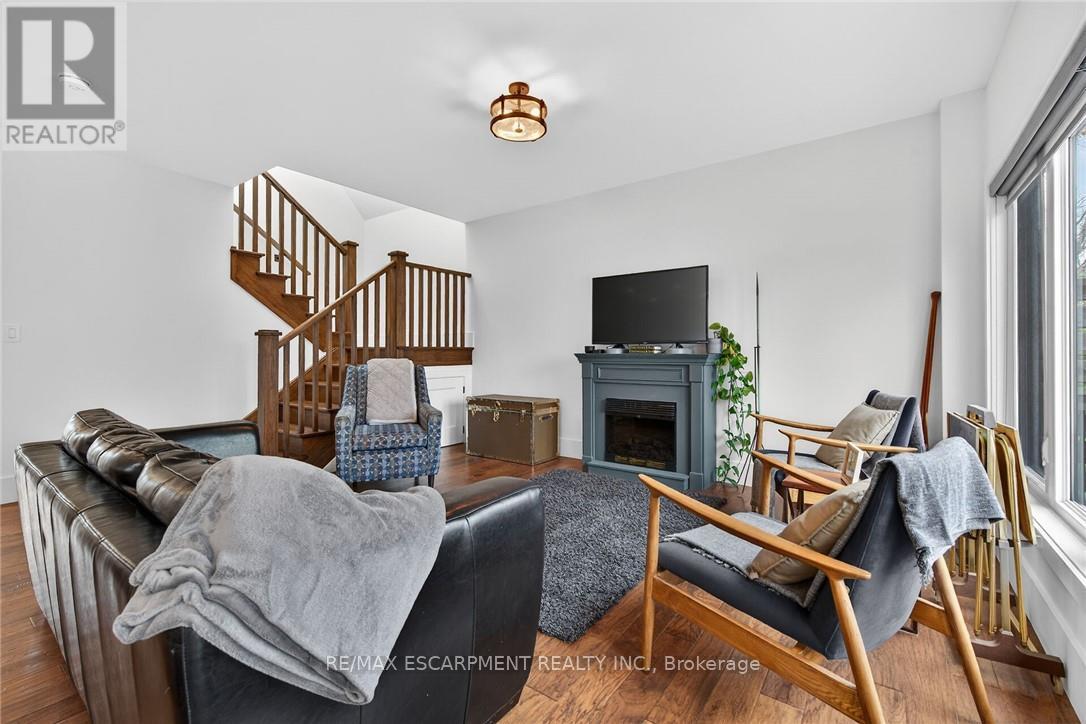 1300 River Road Property Photo 20