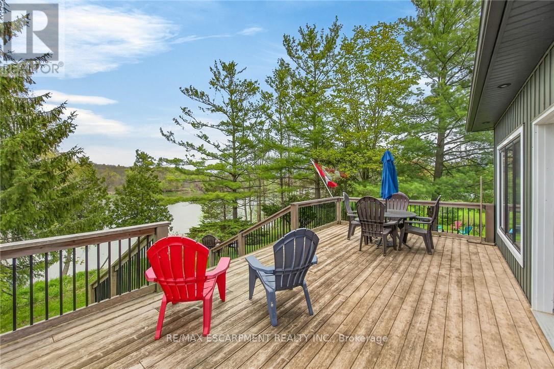 1300 River Road Property Photo 31