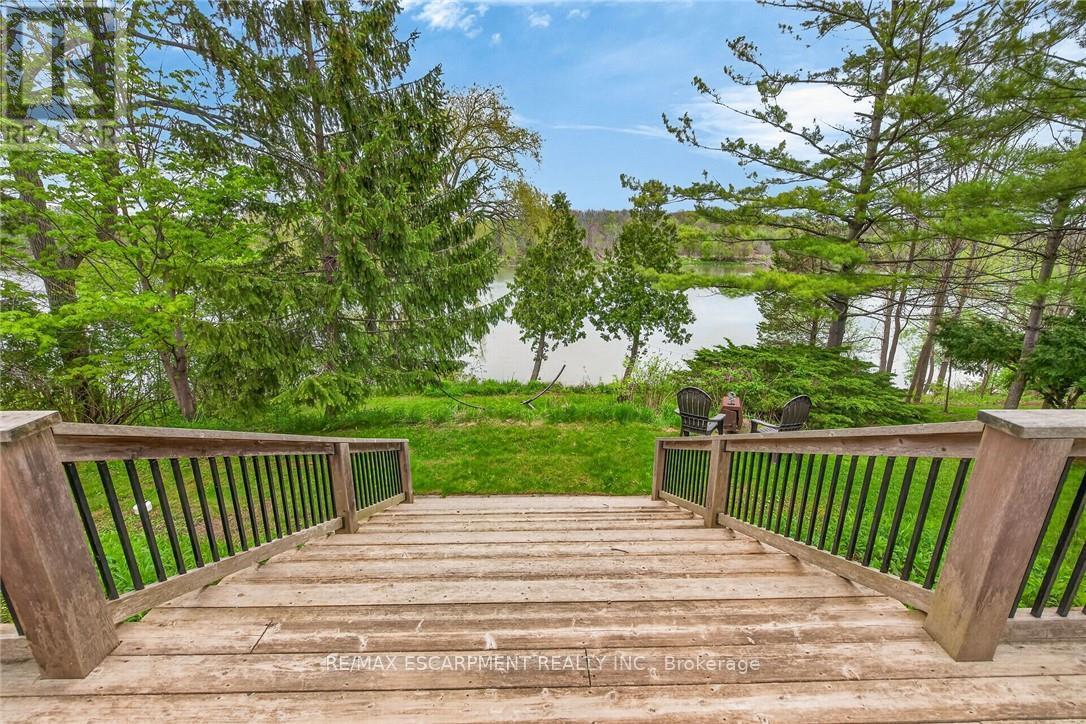 1300 River Road Property Photo 32