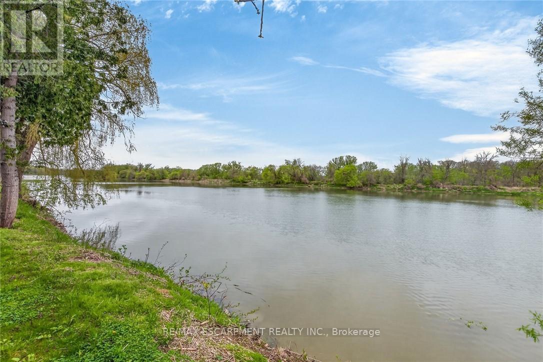 1300 River Road Property Photo 36