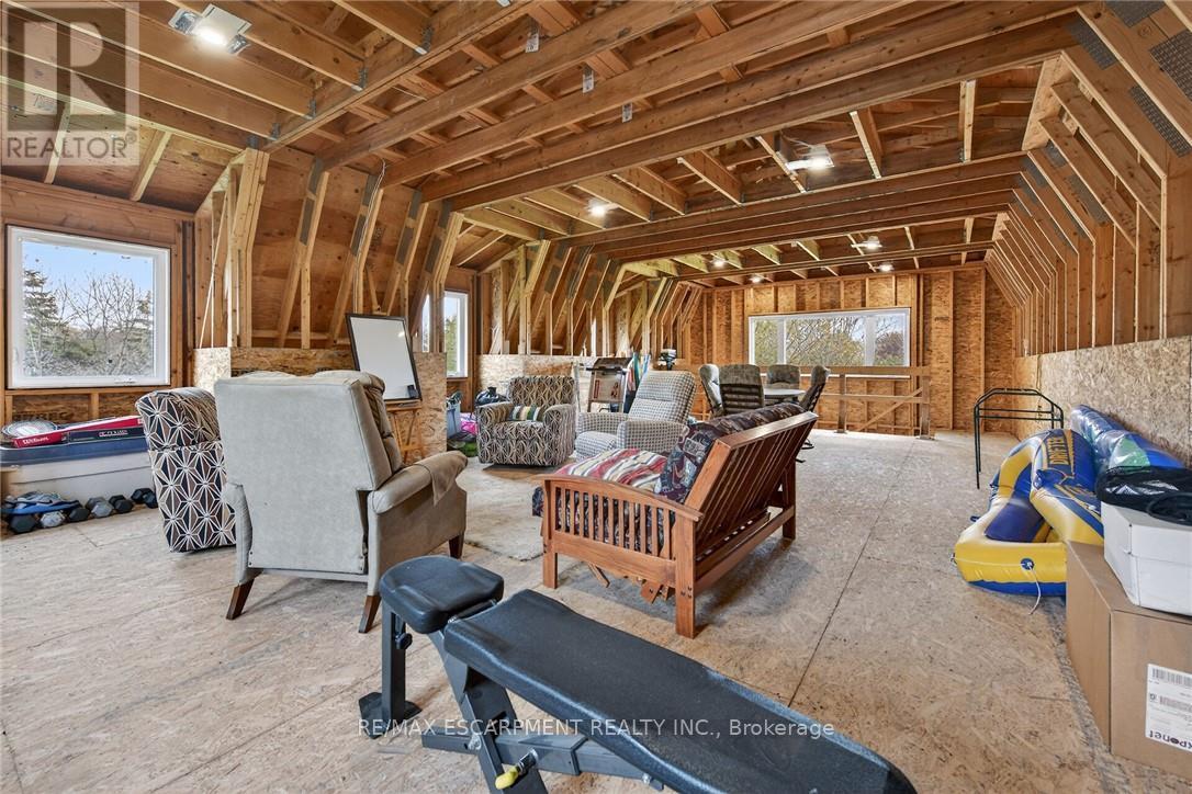 1300 River Road Property Photo 45