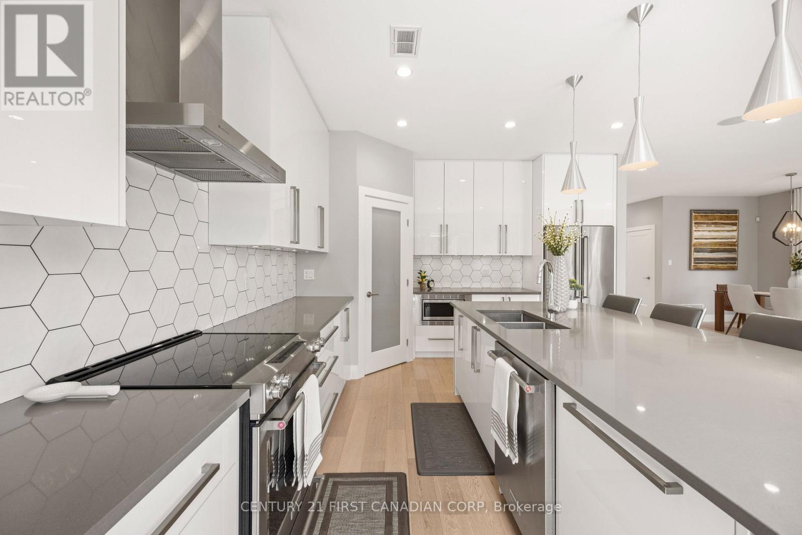 2190 Bakervilla Street Property Photo 19