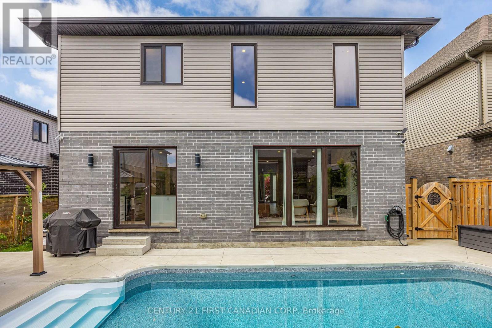 2190 Bakervilla Street Property Photo 41