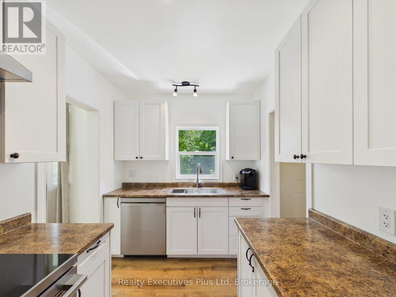 29 Queen Street Property Photo 14