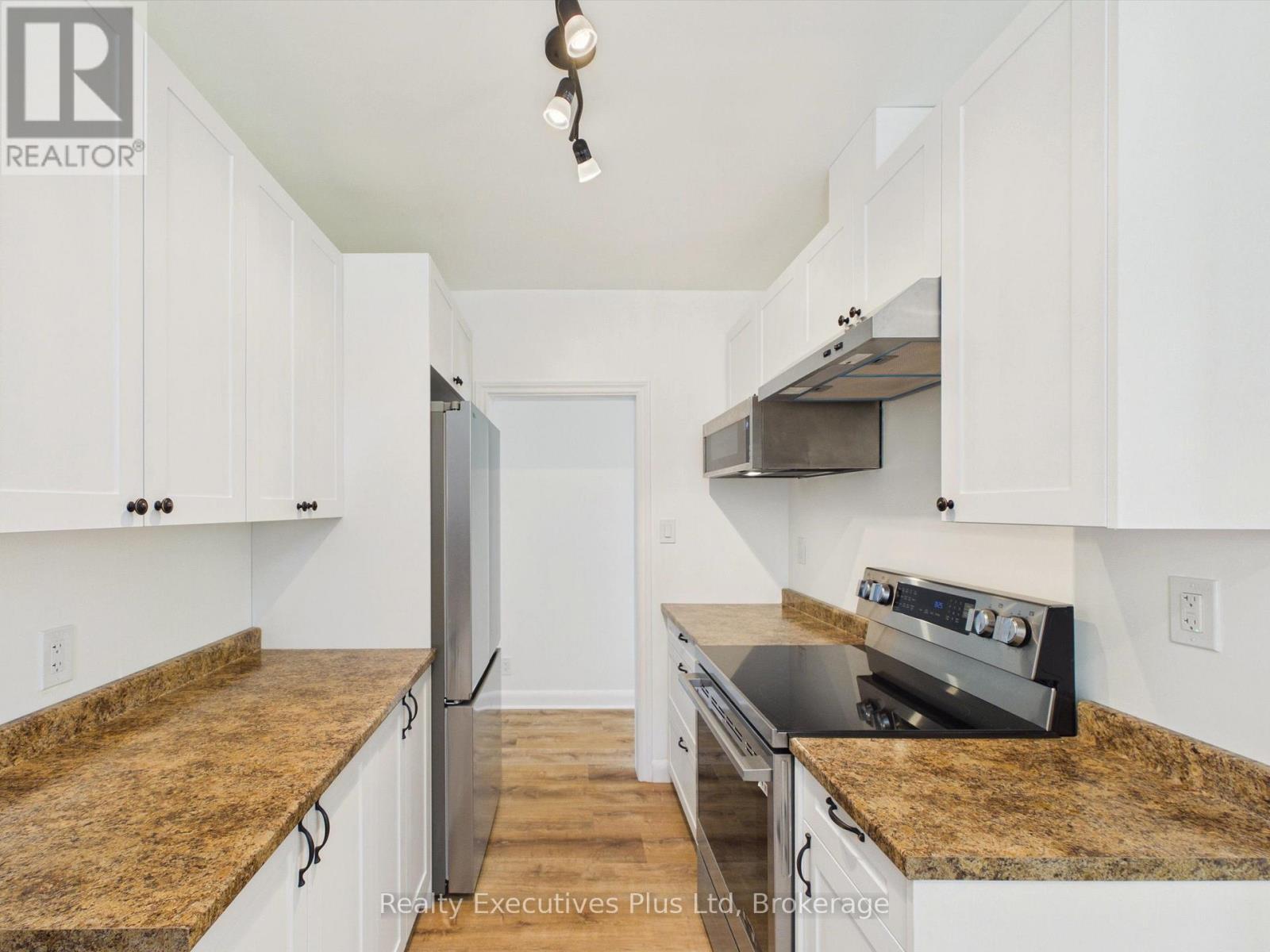29 Queen Street Property Photo 18