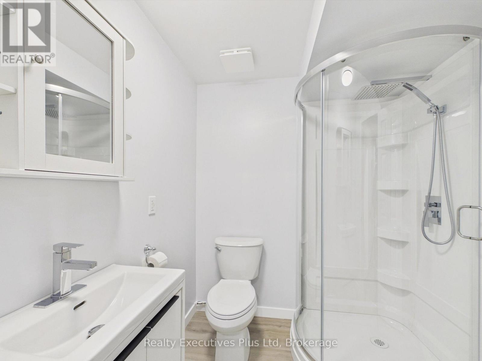 29 Queen Street Property Photo 23