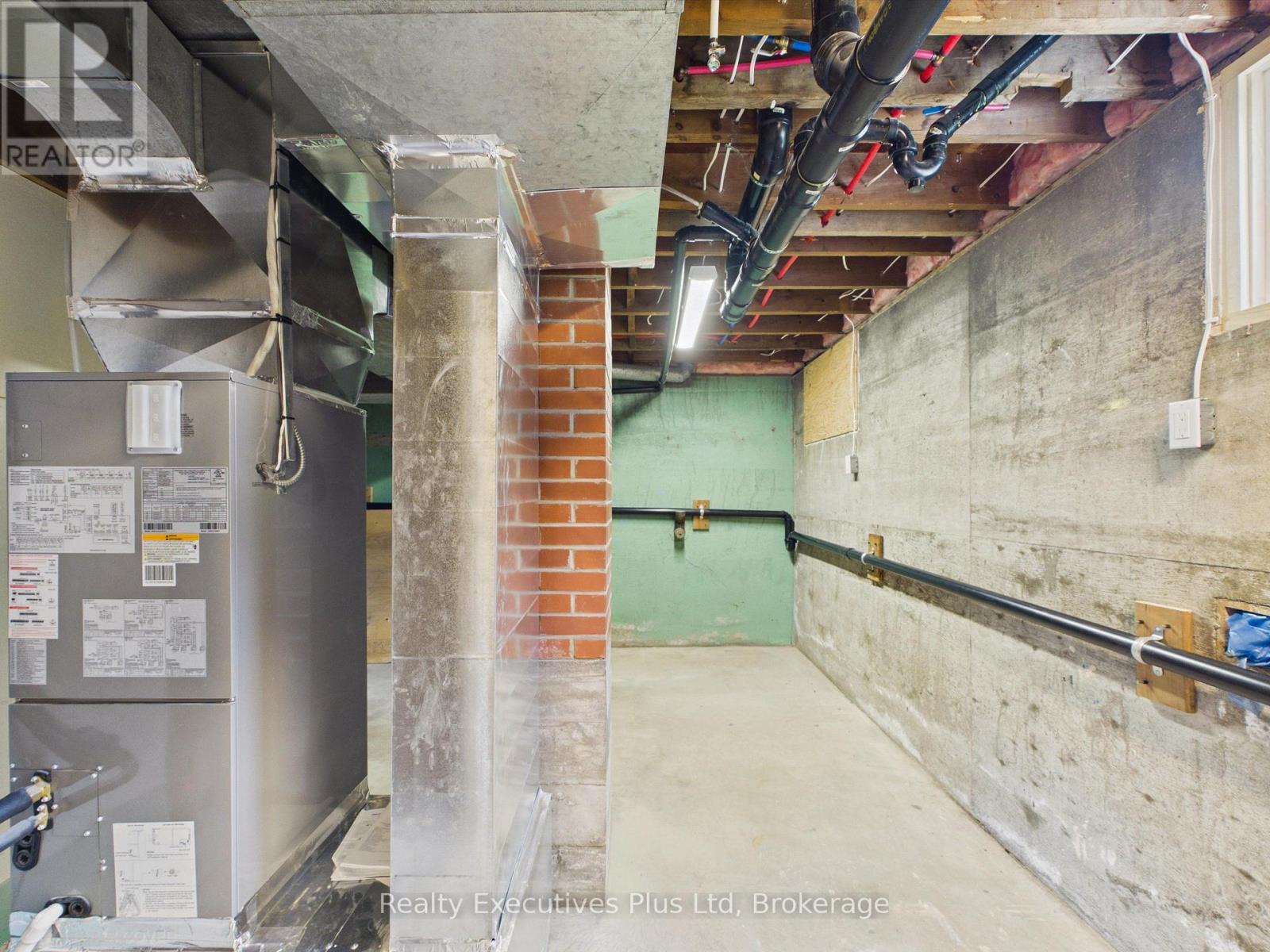 29 Queen Street Property Photo 41