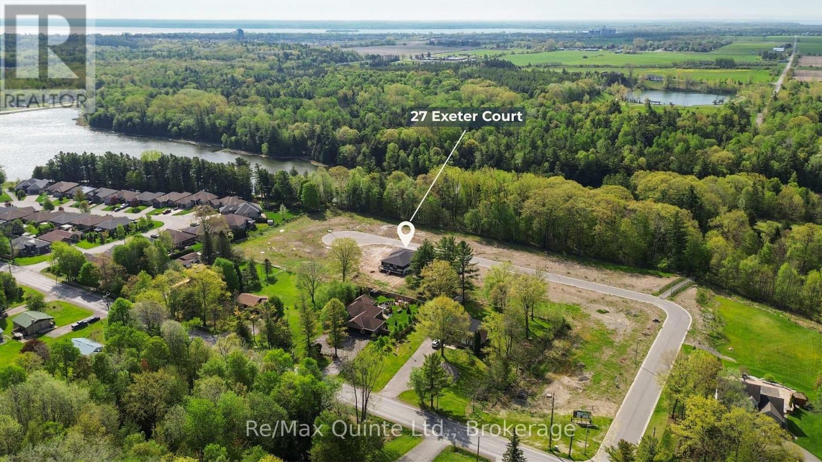 27 Exeter Court Property Photo 2