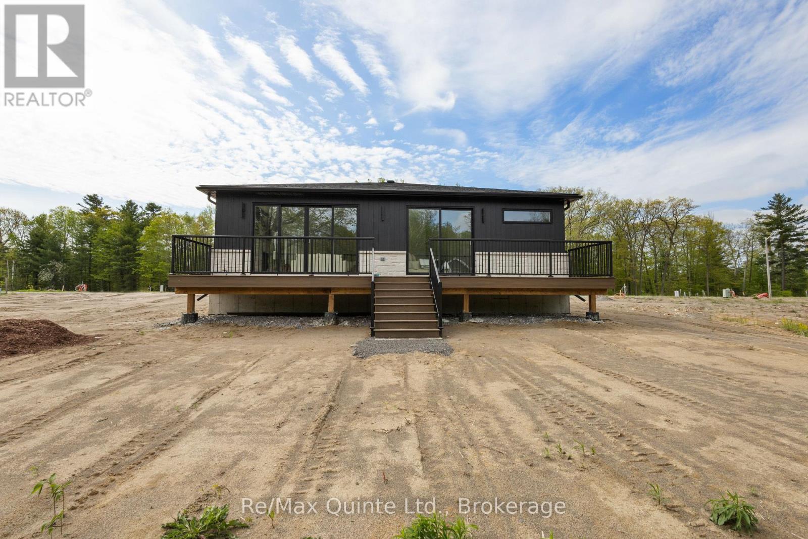 27 Exeter Court Property Photo 7