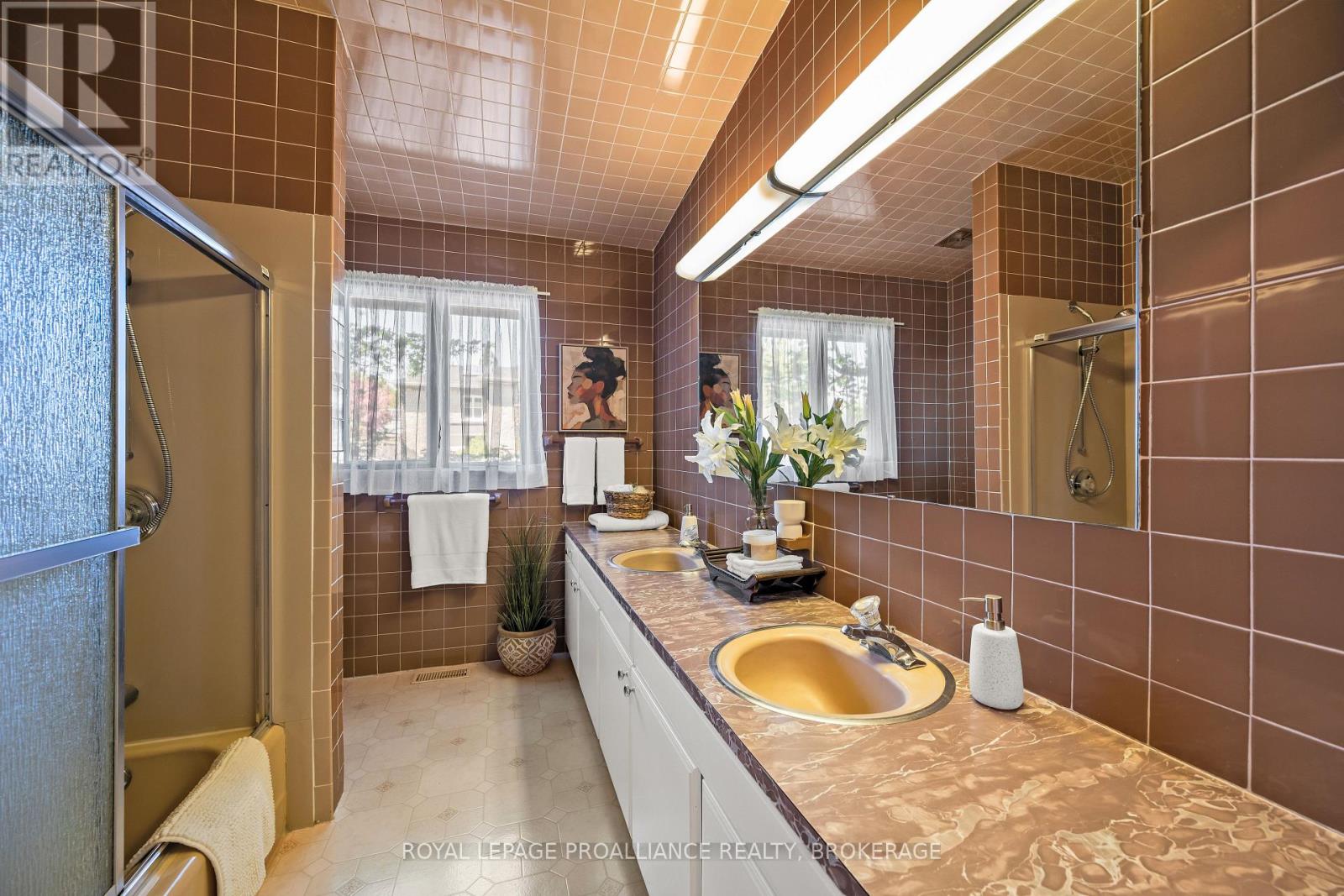 2 Churchill Street Property Photo 25