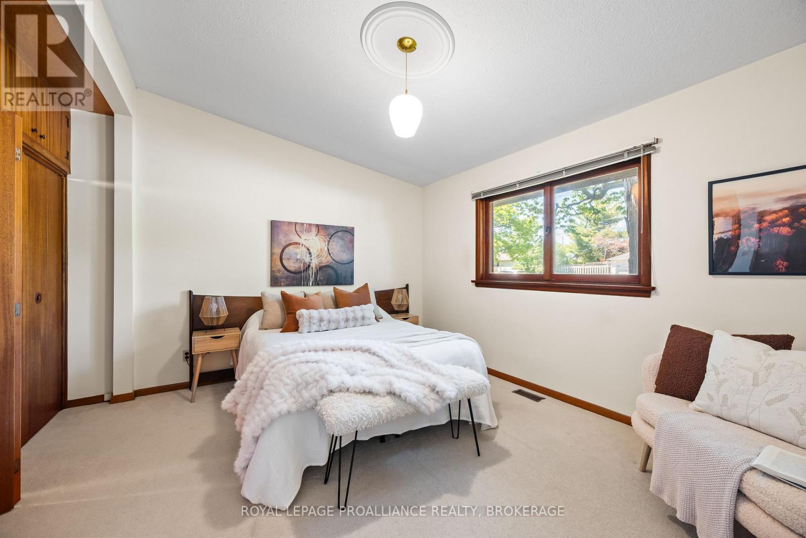 2 Churchill Street Property Photo 27