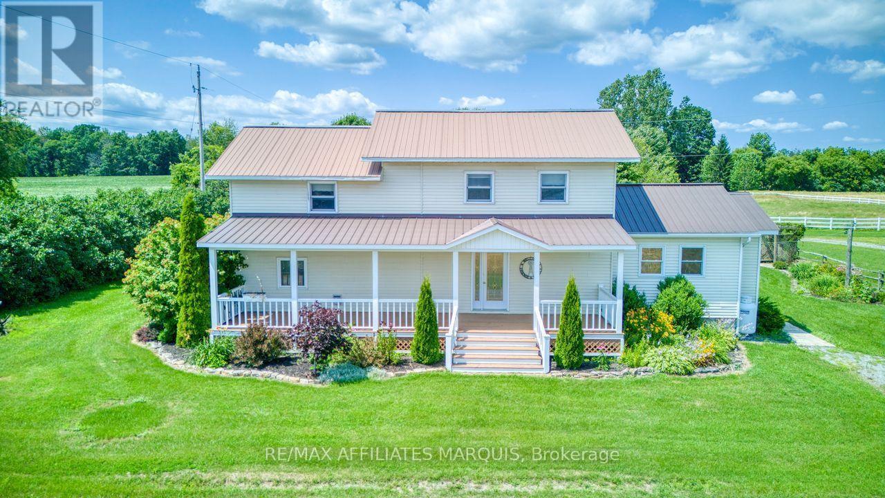 421 Summers Road Property Photo 3