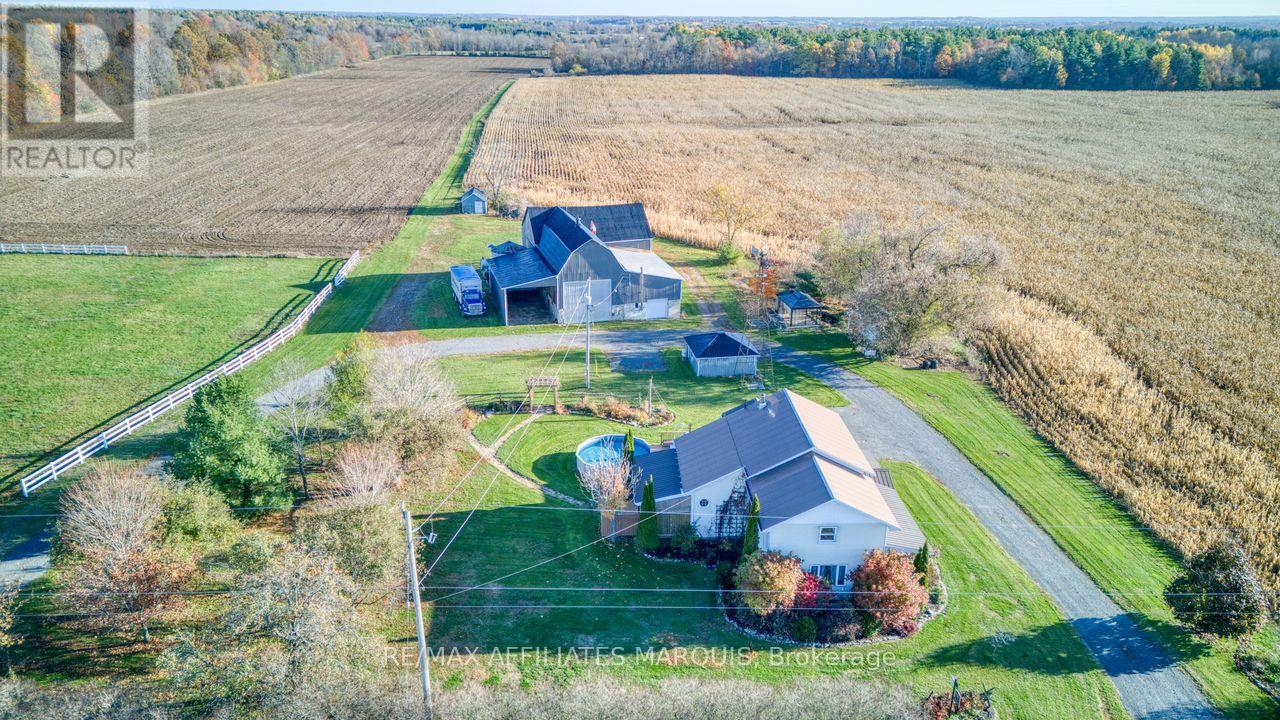421 Summers Road Property Photo 4