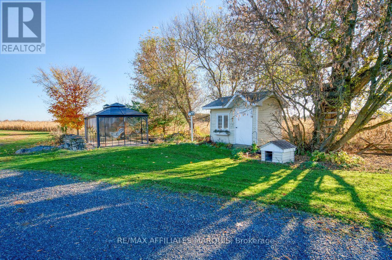 421 Summers Road Property Photo 7