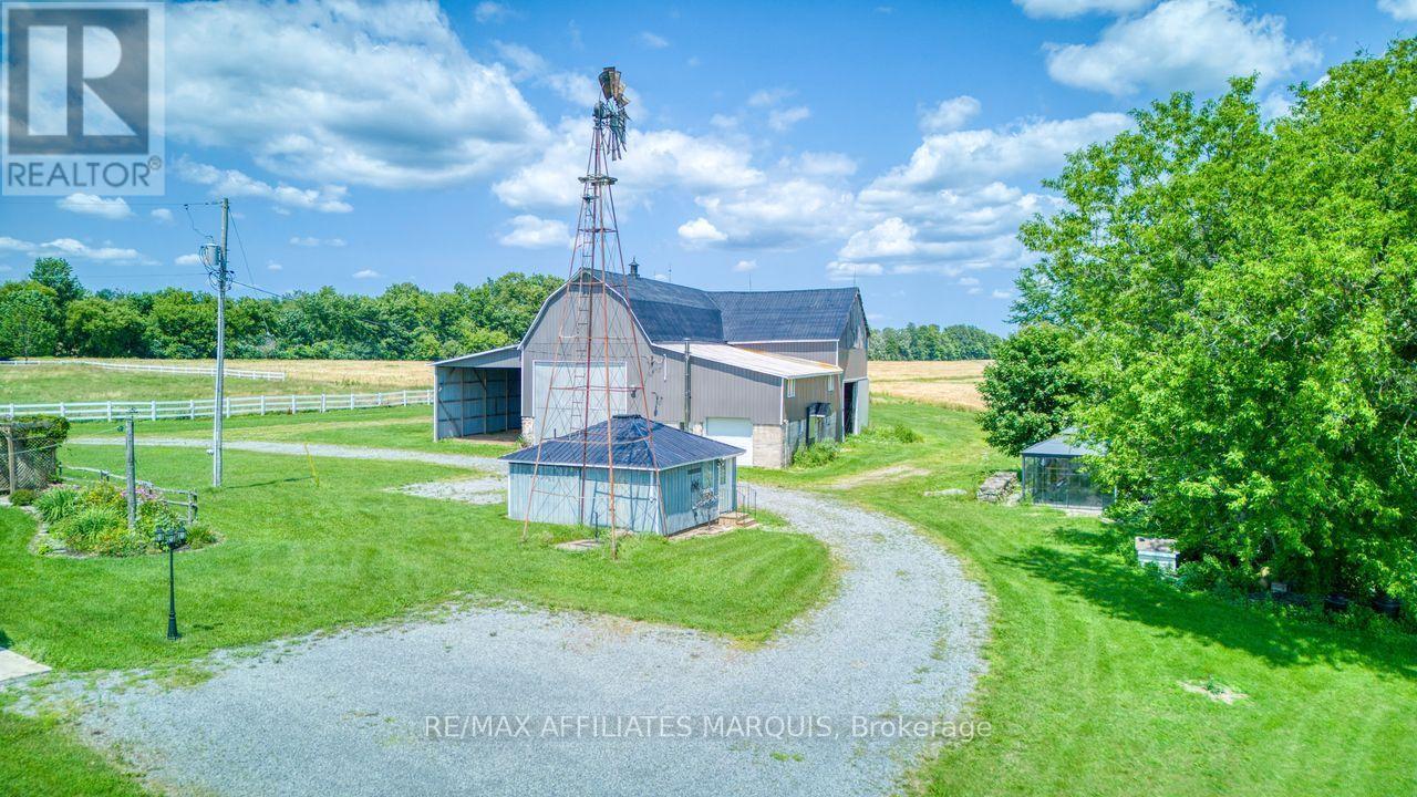 421 Summers Road Property Photo 10