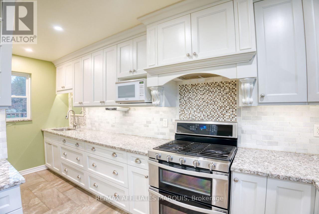 421 Summers Road Property Photo 13