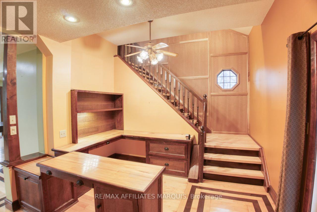 421 Summers Road Property Photo 18