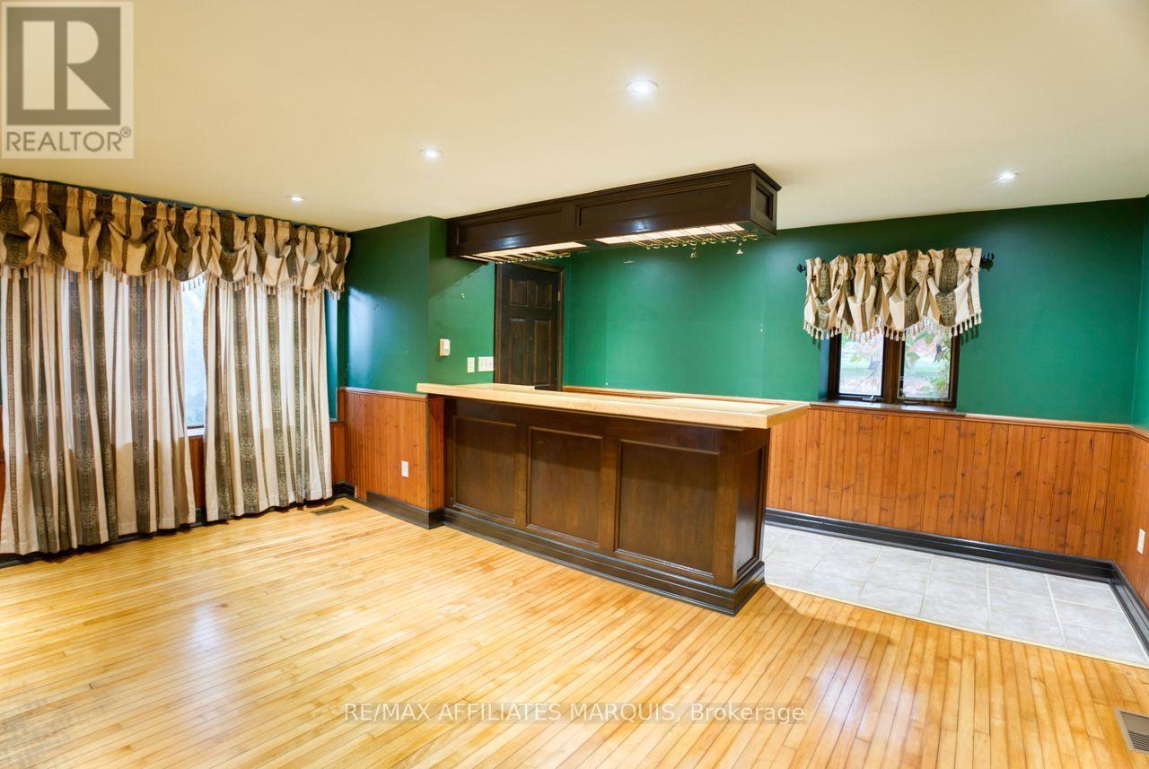 421 Summers Road Property Photo 19