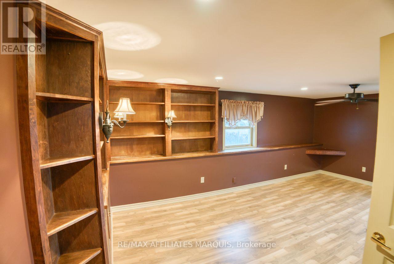 421 Summers Road Property Photo 22
