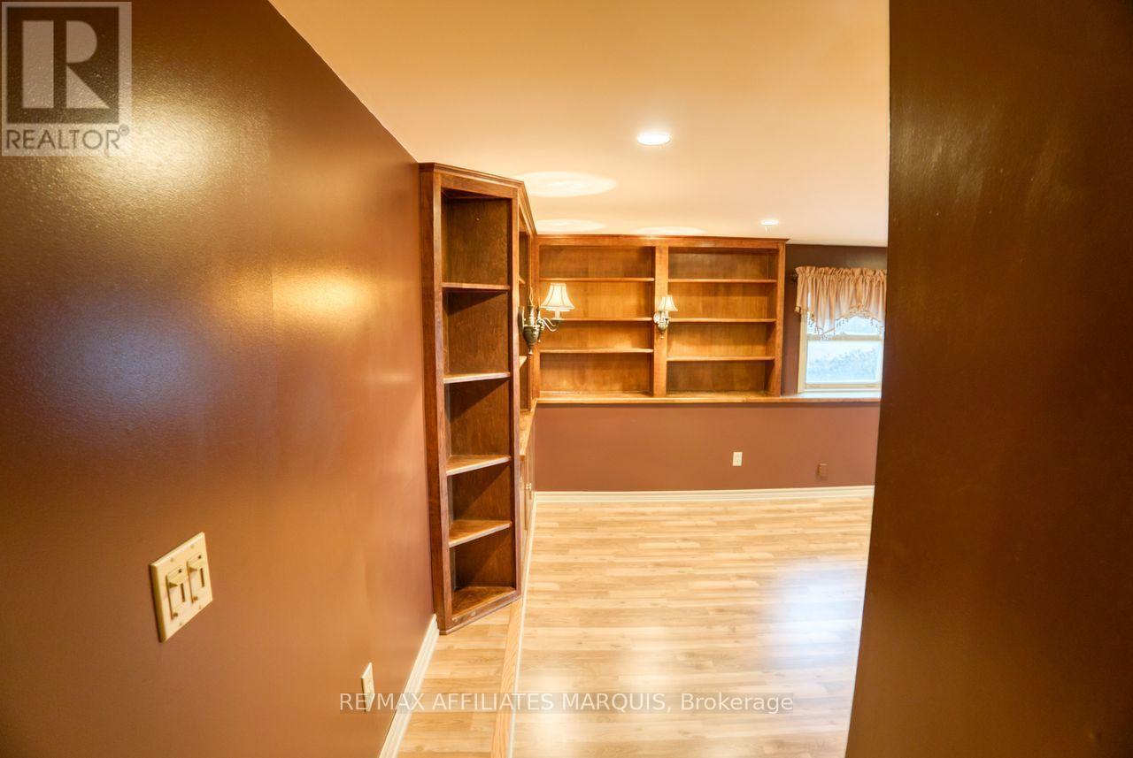 421 Summers Road Property Photo 23