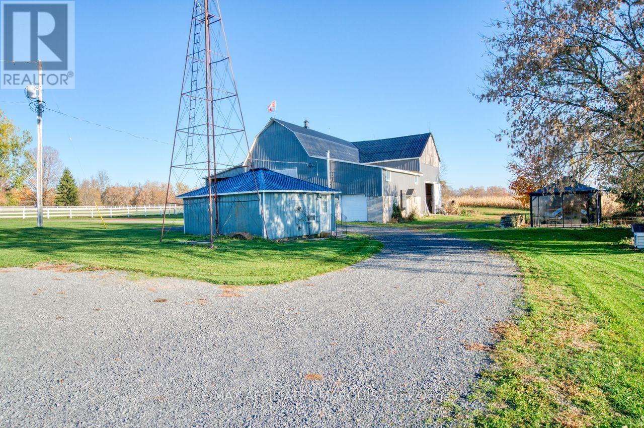 421 Summers Road Property Photo 31