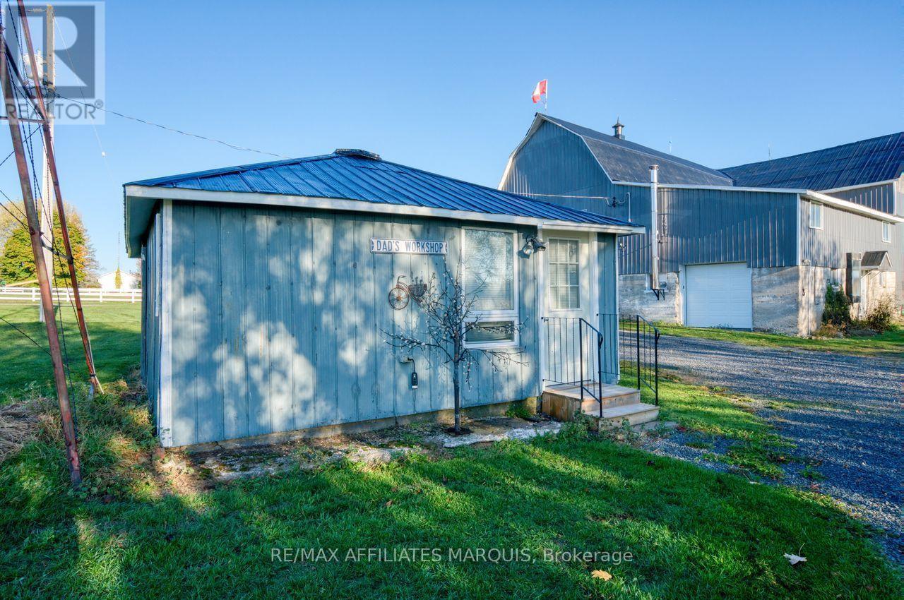 421 Summers Road Property Photo 41